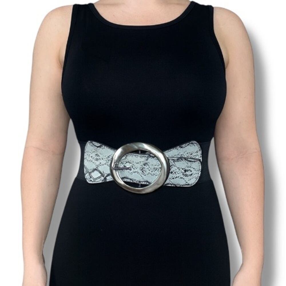 Vintage 80s Reversible Snakeskin Black Wide Statement Belt Silver Round Buckle